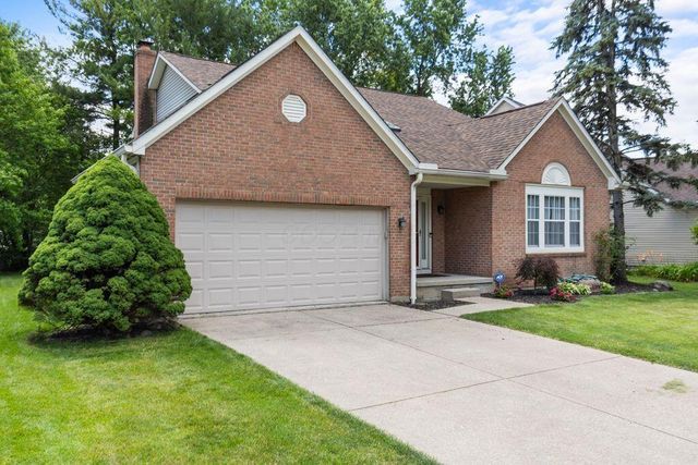 6844 Spruce Pine Drive, Columbus, OH 43235