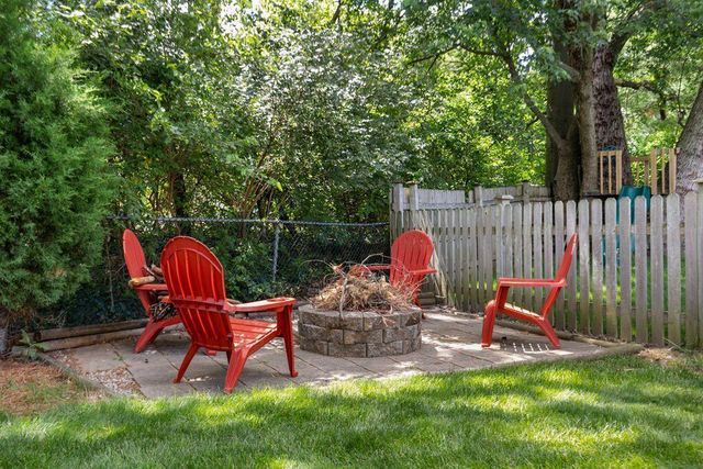 6844 Spruce Pine Drive, Columbus, OH 43235