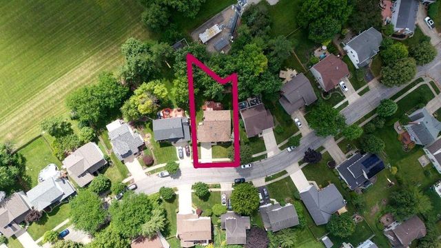6844 Spruce Pine Drive, Columbus, OH 43235