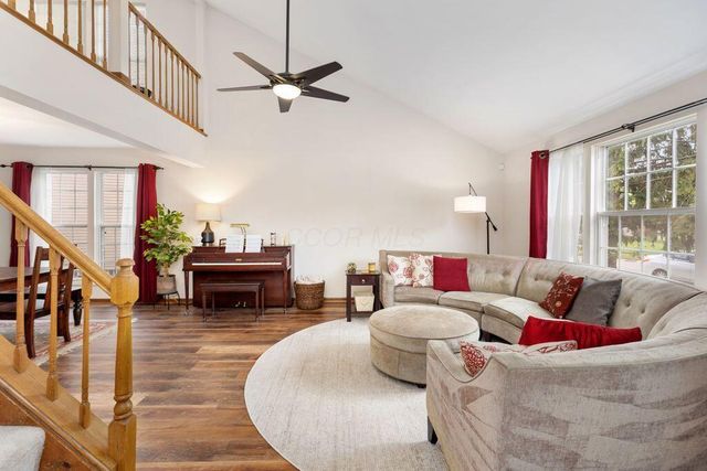 6844 Spruce Pine Drive, Columbus, OH 43235