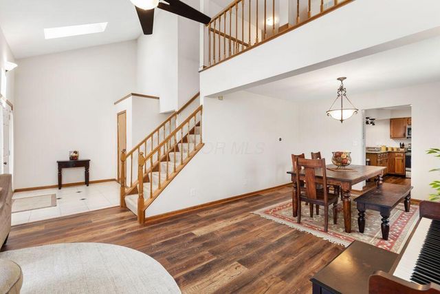 6844 Spruce Pine Drive, Columbus, OH 43235