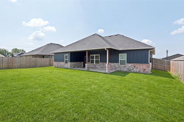 2805 Tulip Drive, Sherman, TX 75092
