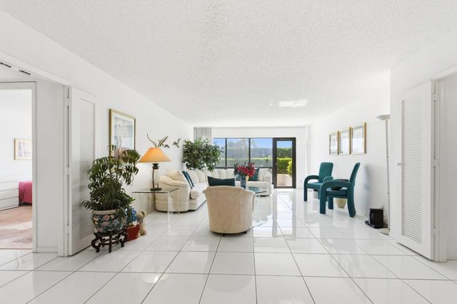 4900 N Ocean Blvd 303, Lauderdale By The Sea, FL 33308