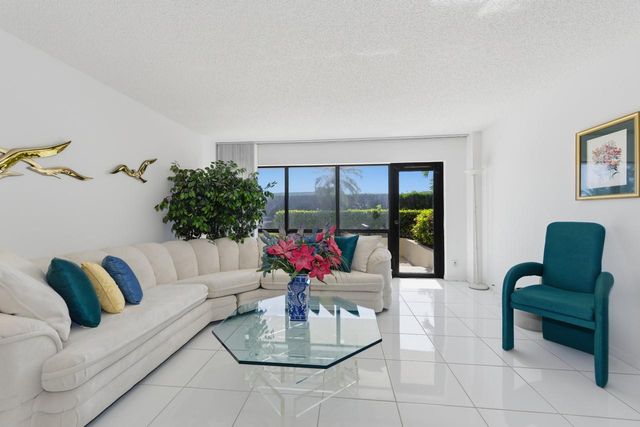 4900 N Ocean Blvd 303, Lauderdale By The Sea, FL 33308