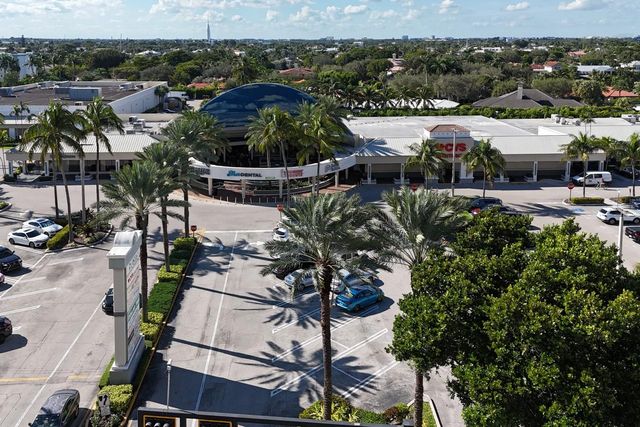 4900 N Ocean Blvd 303, Lauderdale By The Sea, FL 33308