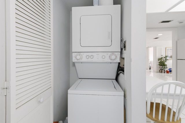 4900 N Ocean Blvd 303, Lauderdale By The Sea, FL 33308