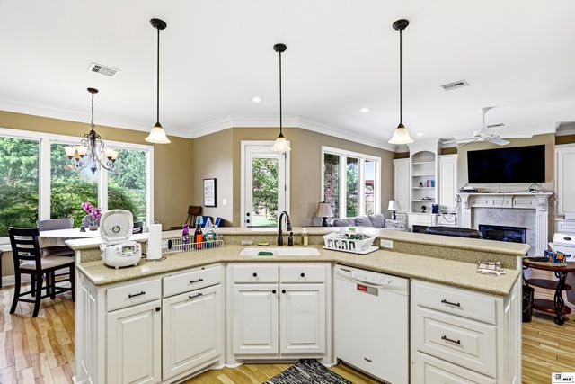 450 EAST FRENCHMAN'S BEND ROAD, Monroe, LA 71203