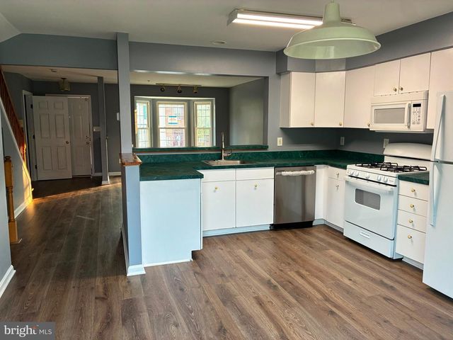 746 VILLAGER CIR, Baltimore, MD 21222