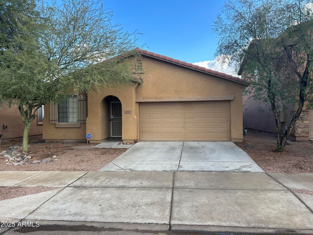 6315 S 69TH Glen, Laveen, AZ 85339