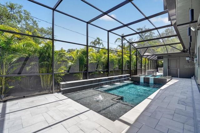2708 N DUNDEE STREET, Tampa, FL 33629