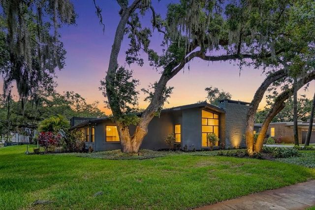 2708 N DUNDEE STREET, Tampa, FL 33629