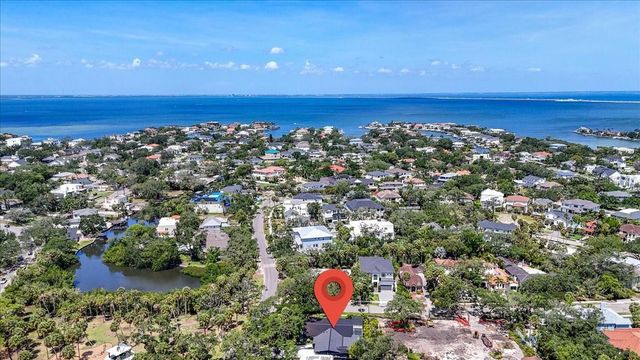 2708 N DUNDEE STREET, Tampa, FL 33629