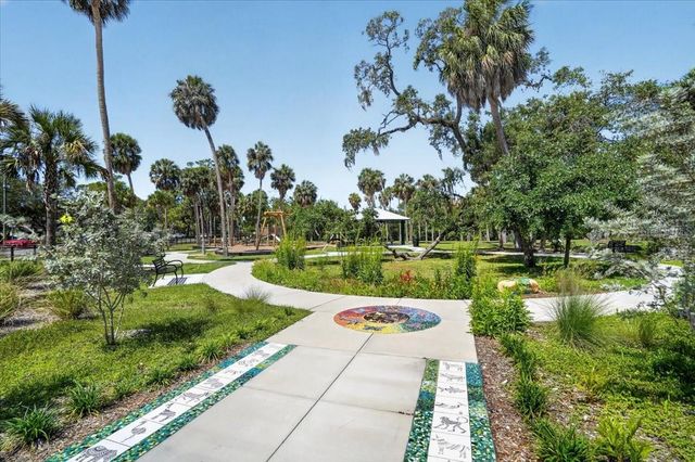 2708 N DUNDEE STREET, Tampa, FL 33629