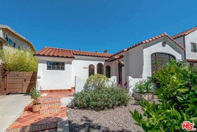 1038 S Stanley Avenue, Los Angeles, CA 90019