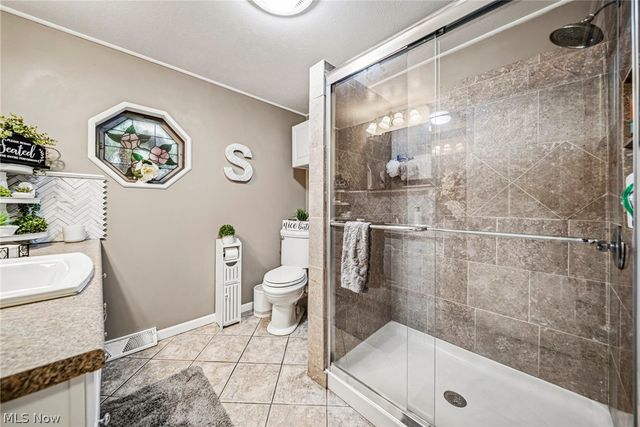 34212 Roberts Road, Eastlake, OH 44095