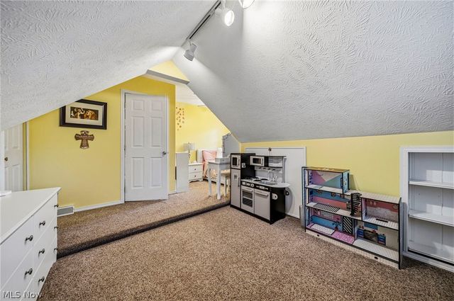 34212 Roberts Road, Eastlake, OH 44095
