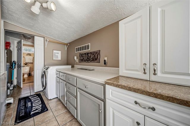 34212 Roberts Road, Eastlake, OH 44095