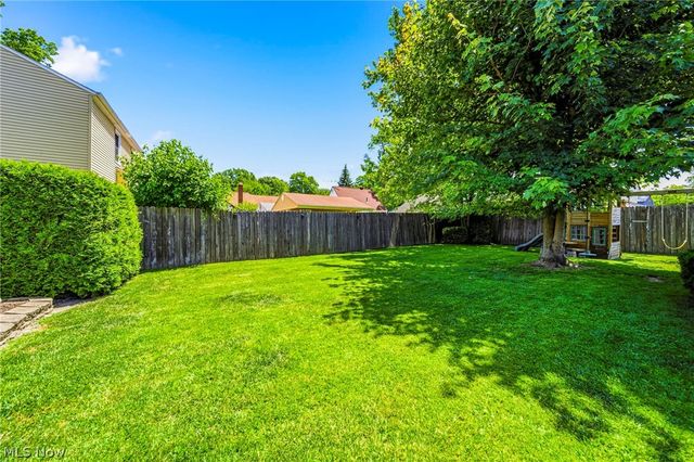 34212 Roberts Road, Eastlake, OH 44095