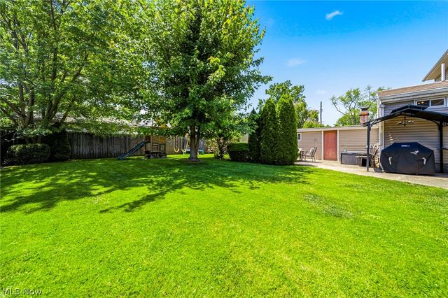 34212 Roberts Road, Eastlake, OH 44095