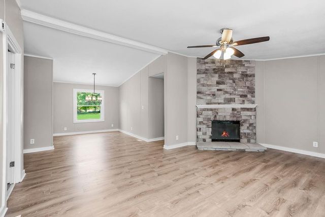 38500 W 339th Street, Osawatomie, KS 66064