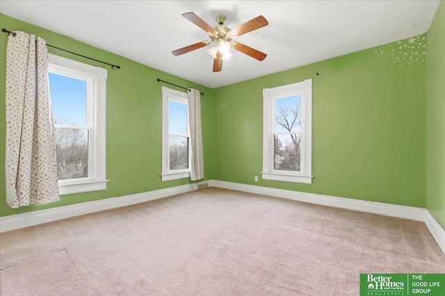 2204 N 48 Street, Omaha, NE 68104