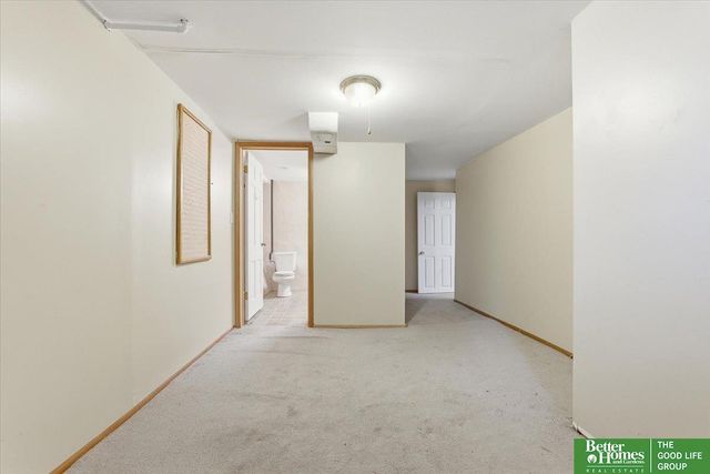 2204 N 48 Street, Omaha, NE 68104