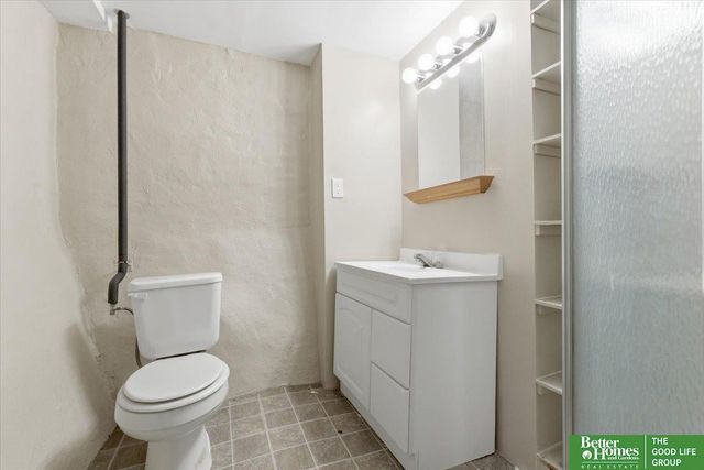 2204 N 48 Street, Omaha, NE 68104