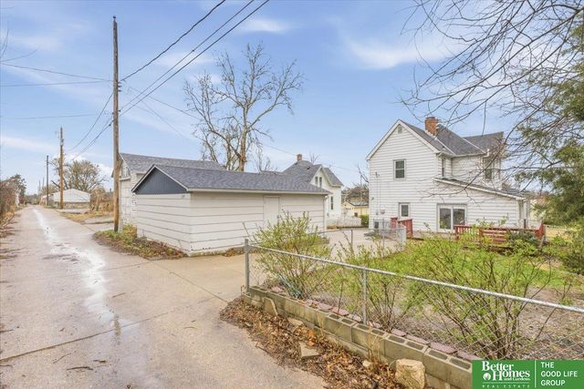 2204 N 48 Street, Omaha, NE 68104