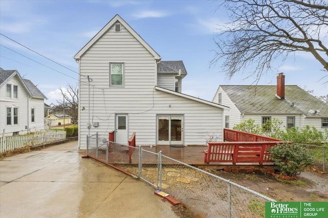 2204 N 48 Street, Omaha, NE 68104