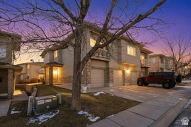 6633 W IVY GABLE DR, West Jordan, UT 84081