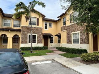 9217 SW 227th Street 12, Cutler Bay, FL 33190