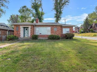 1648 Orchid Avenue, St Louis, MO 63147