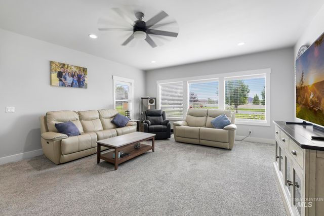 3826 Susan Cir, Kimberly, ID 83334