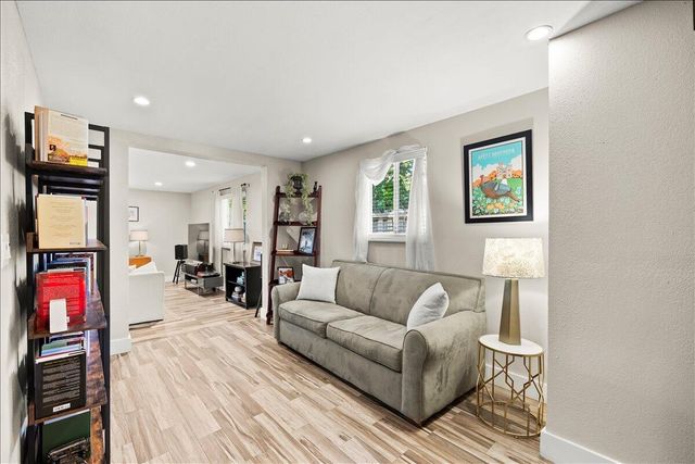 1421 NW 7th Terrace, Fort Lauderdale, FL 33311