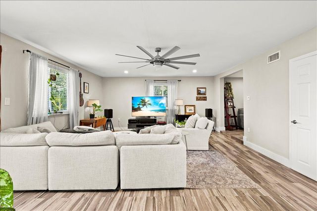1421 NW 7th Terrace, Fort Lauderdale, FL 33311