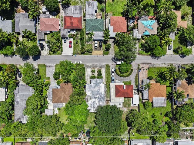 1421 NW 7th Terrace, Fort Lauderdale, FL 33311