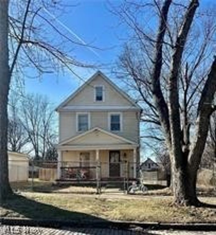 844 Sumner Street, Akron, OH 44311