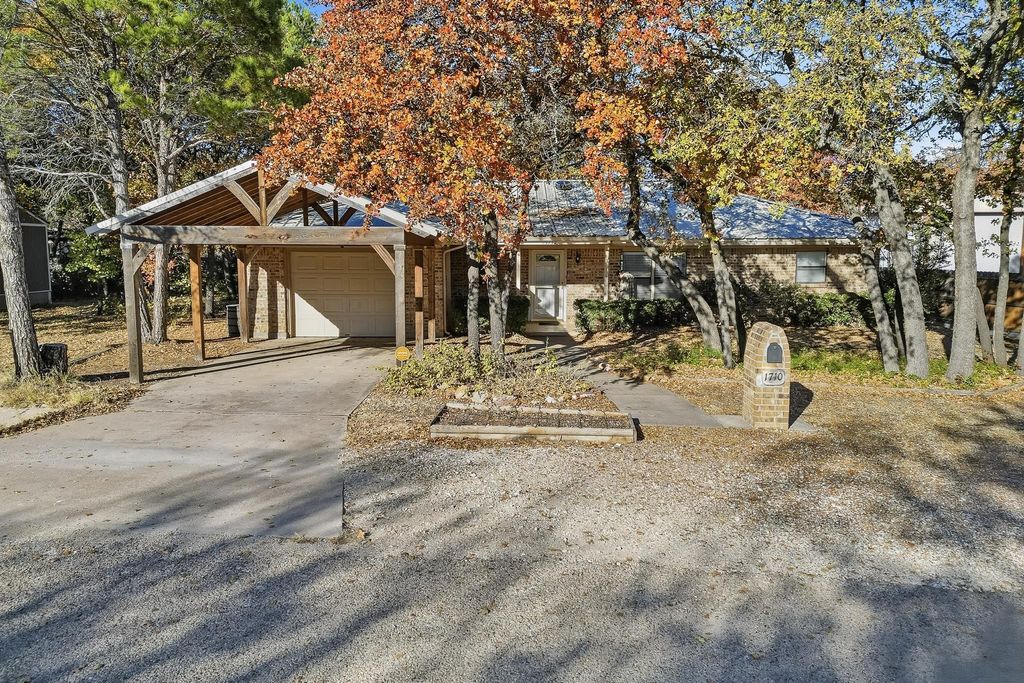 1710 Alamo Court, Clyde, TX 79510