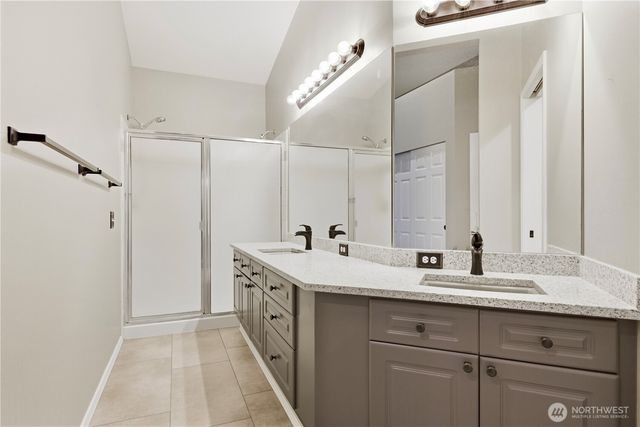 18676 NE 56th Court, Redmond, WA 98052