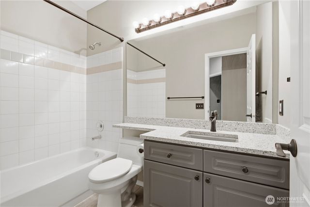 18676 NE 56th Court, Redmond, WA 98052