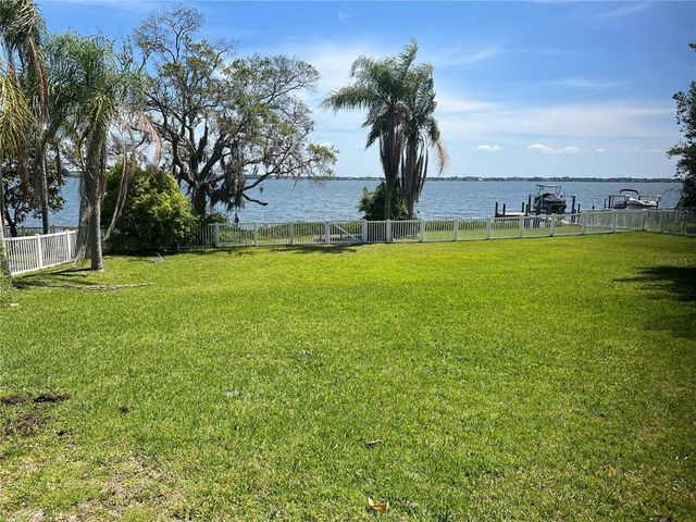 2910 PHILIPPE PARKWAY, Safety Harbor, FL 34695