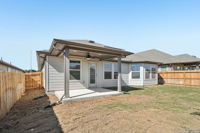 122 Dakota Ridge, Cibolo, TX 78108