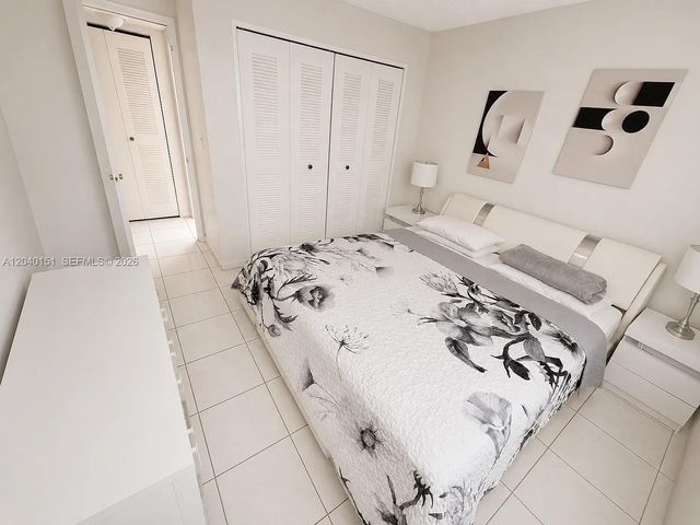 5771 SW 36th Court 301, Davie, FL 33314