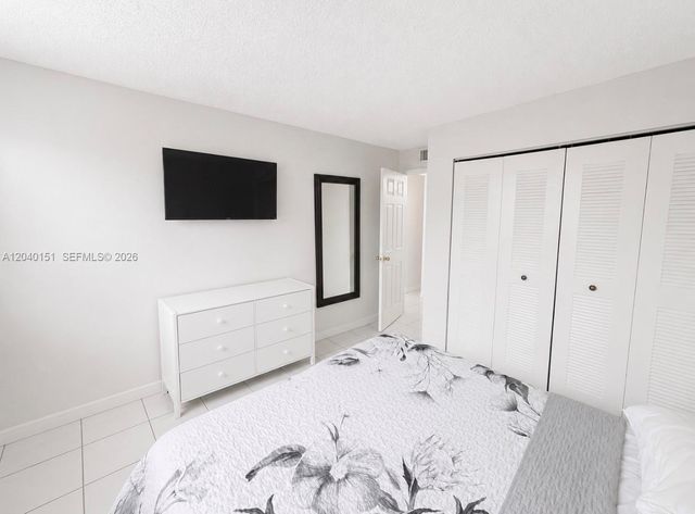 5771 SW 36th Court 301, Davie, FL 33314