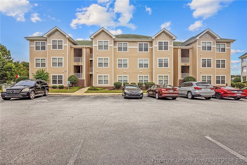 3332 Harbour Pointe Place 1, Fayetteville, NC 28314