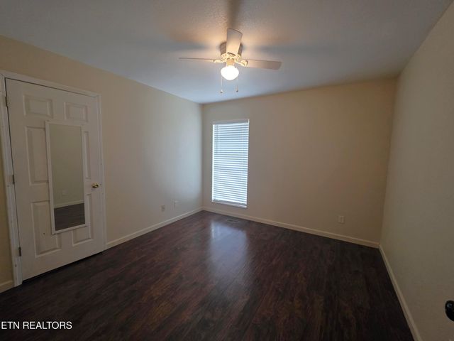 1750 Meadow Ridge Circle, Sevierville, TN 37862