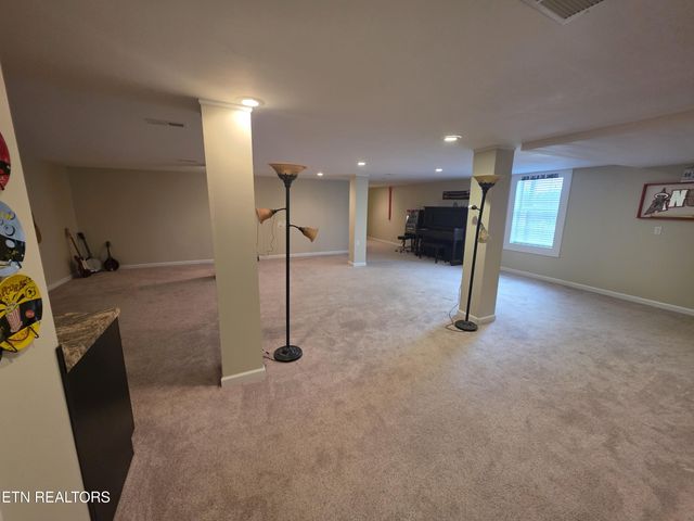 1750 Meadow Ridge Circle, Sevierville, TN 37862