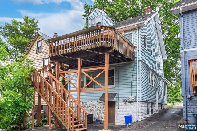 51 Riggs Place 2nd Floor, South Orange Village, NJ 07079