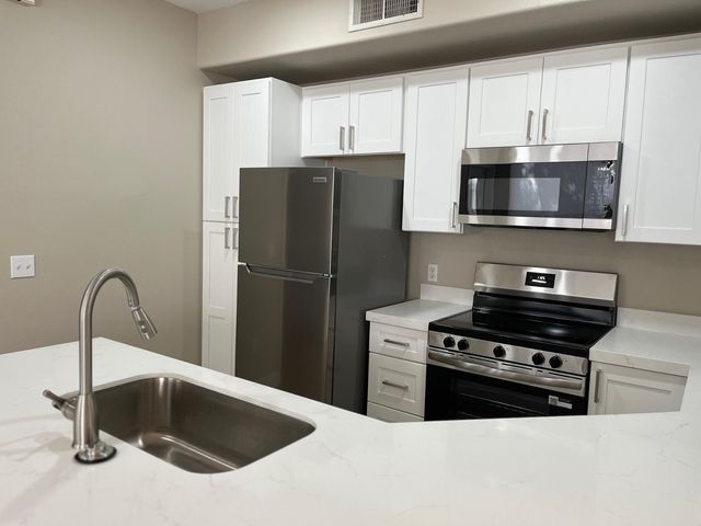 9550 E Thunderbird Road Unit 142, Scottsdale, AZ 85260