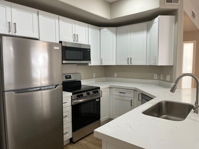 9550 E Thunderbird Road Unit 142, Scottsdale, AZ 85260